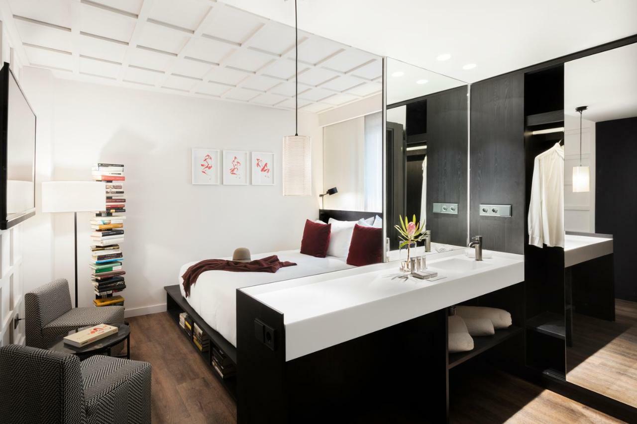 Yurbban Ramblas Boutique Hotel Барселона Екстер'єр фото